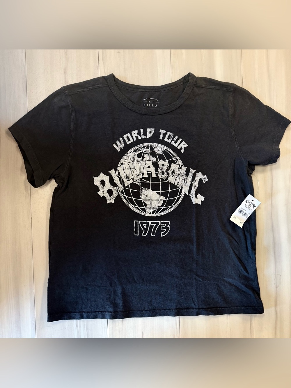 Girls/kids Billabong Black Graphic 'World Tour' crop tee